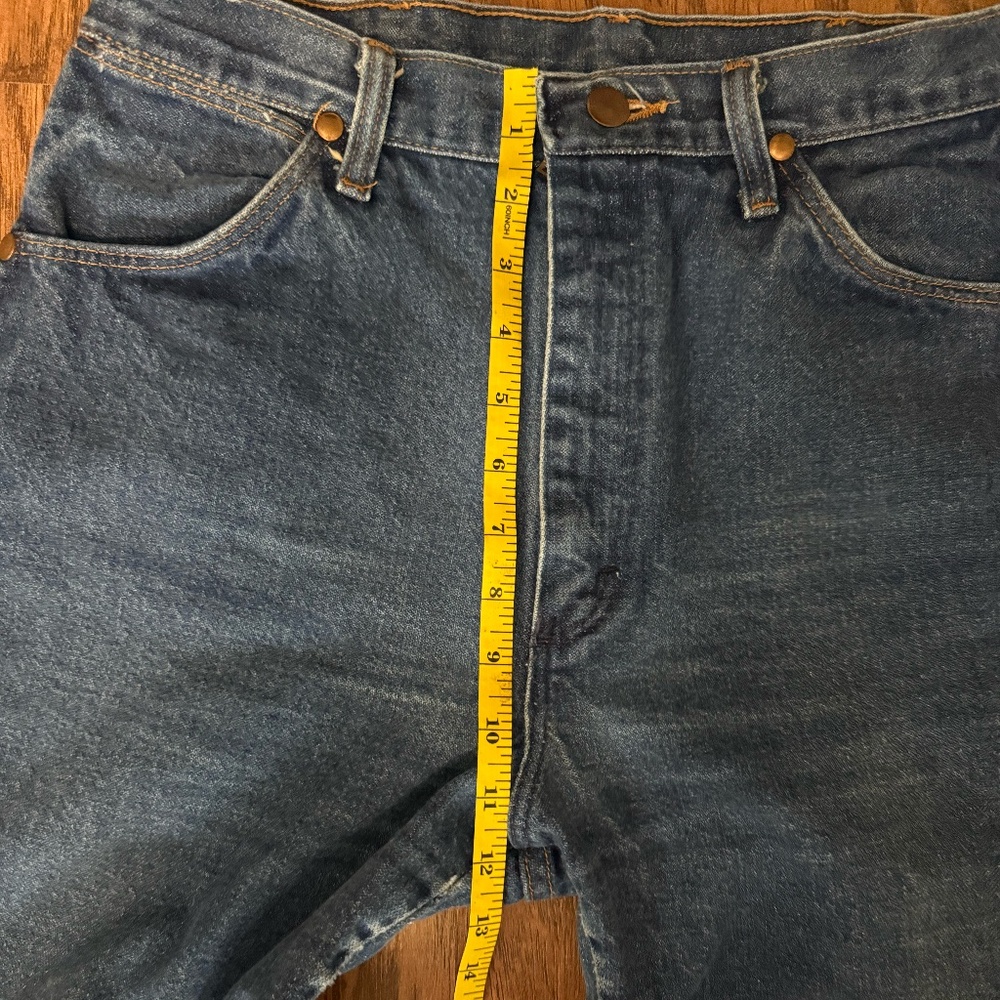 Wrangler Jeans Size 32x36 - Picture 9 of 10